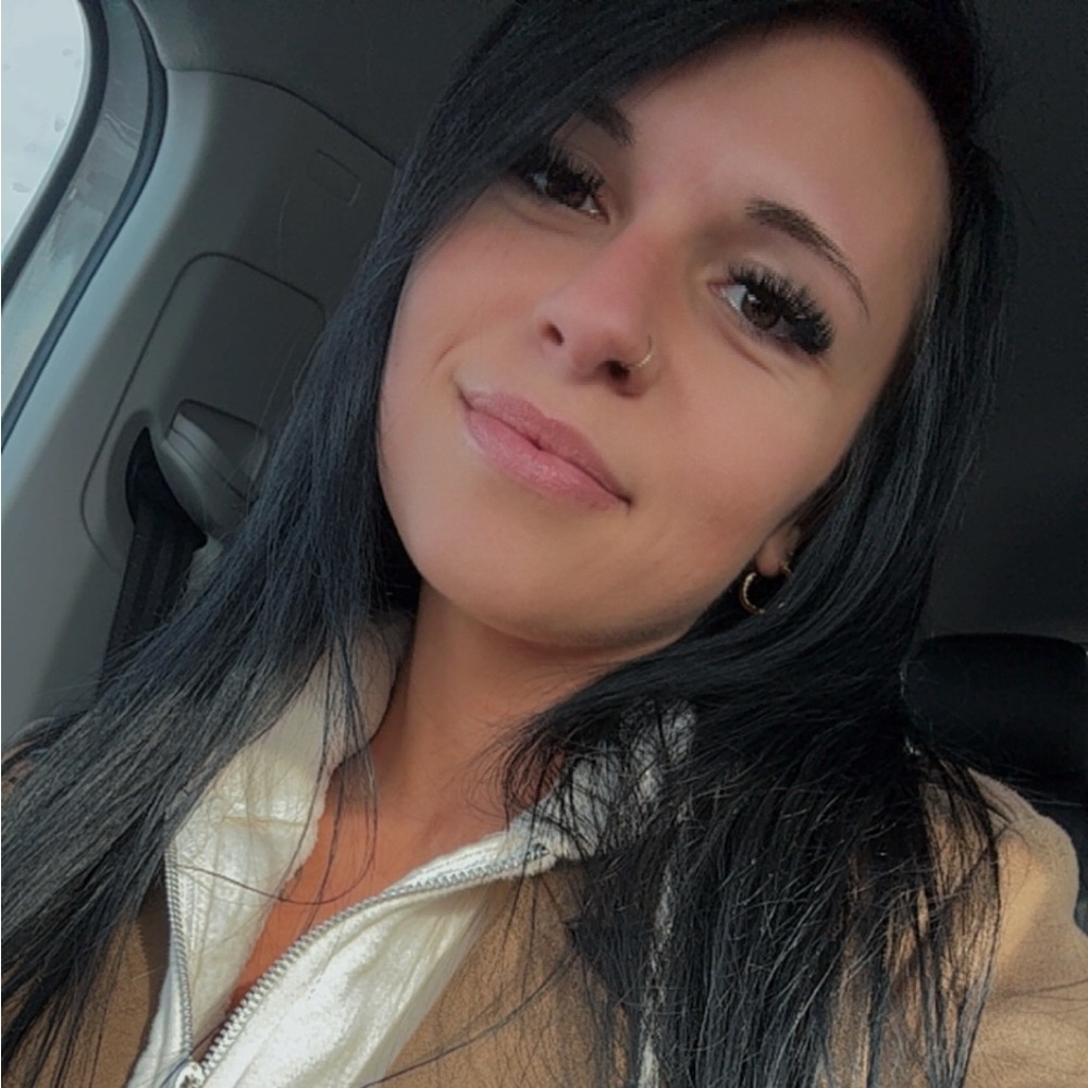 Meet your Posher, Shawna